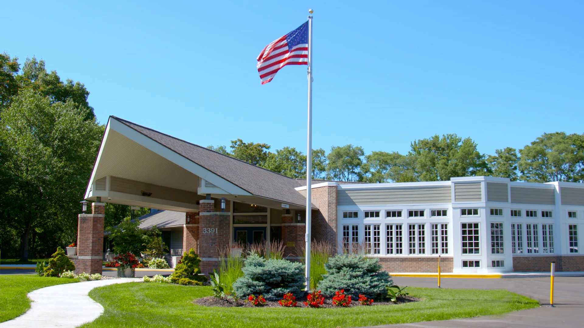 Rose Garden – Assisted Living Rose Garden exterior.
